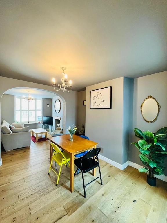 Luna Cottage - Grove Road Cottages - Casa De Dos Dormitorios