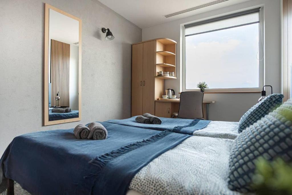 Sapphire Hotel Room Poznan - Resim 10