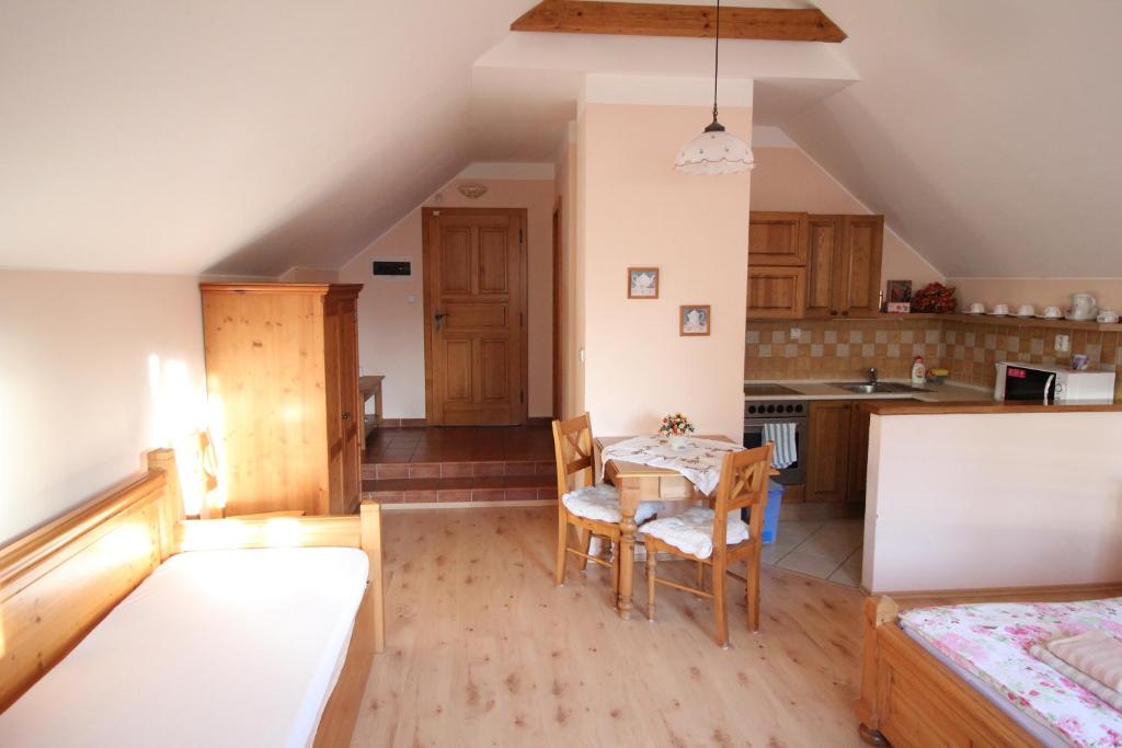 Penzion Na Statku - Studio With Garden View