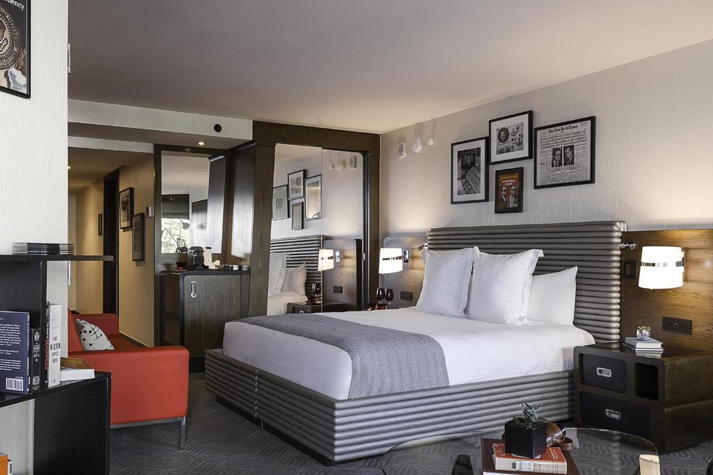 The Watergate Hotel Georgetown - King Suite With Balcony