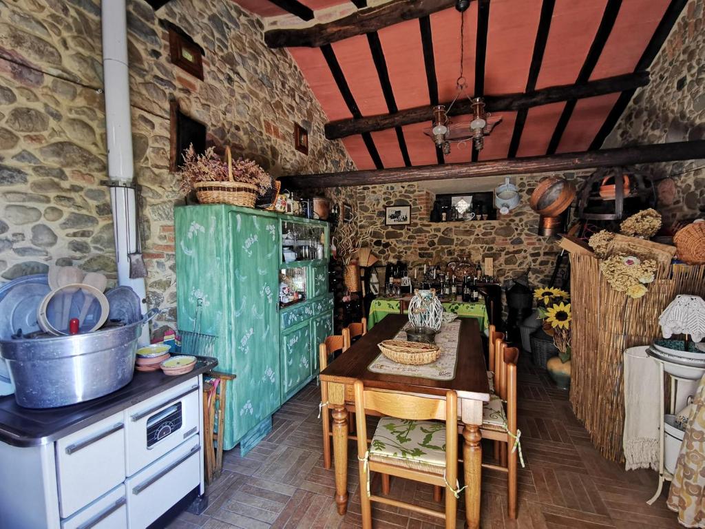 Kuchyňa alebo kuchynka v ubytovaní La casa dei nonni