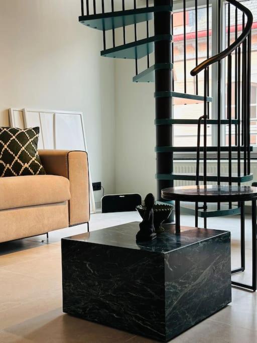 Posezení v ubytování New ! Superbe Duplex - Déco Bali Mystique