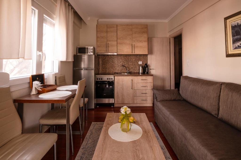 Kuchyň nebo kuchyňský kout v ubytování Emi's beach apartment