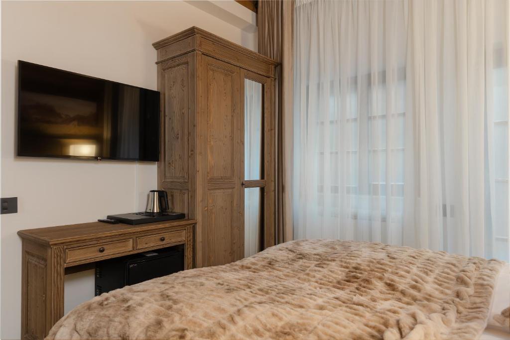 Chalet Royal - Double Room Ground Floor Without Balcony