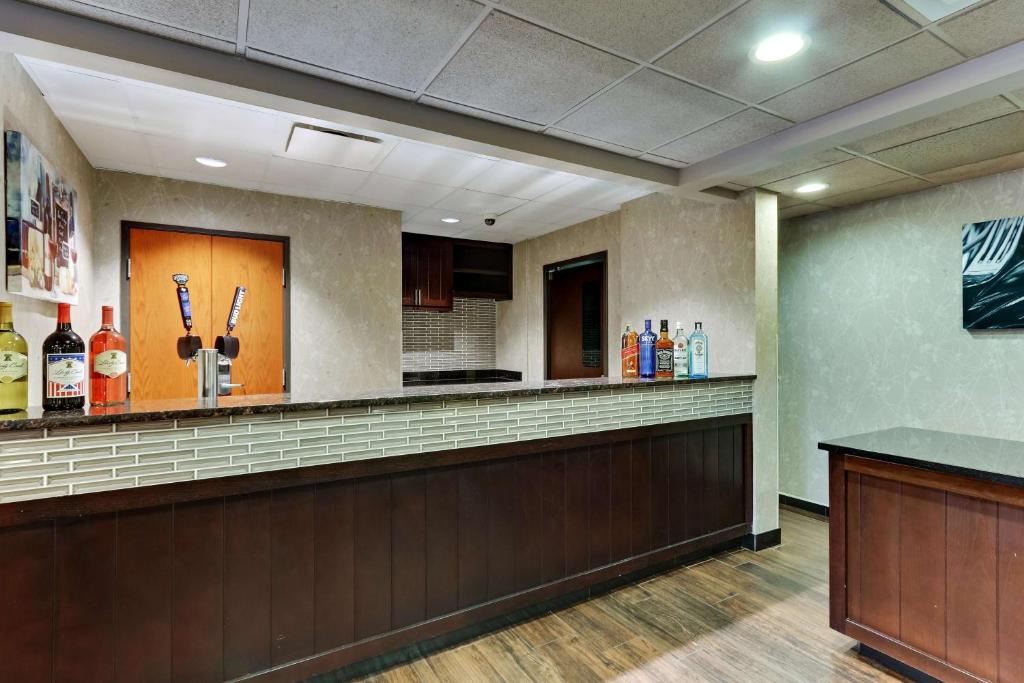 Drury Plaza Hotel San Antonio Airport photo
