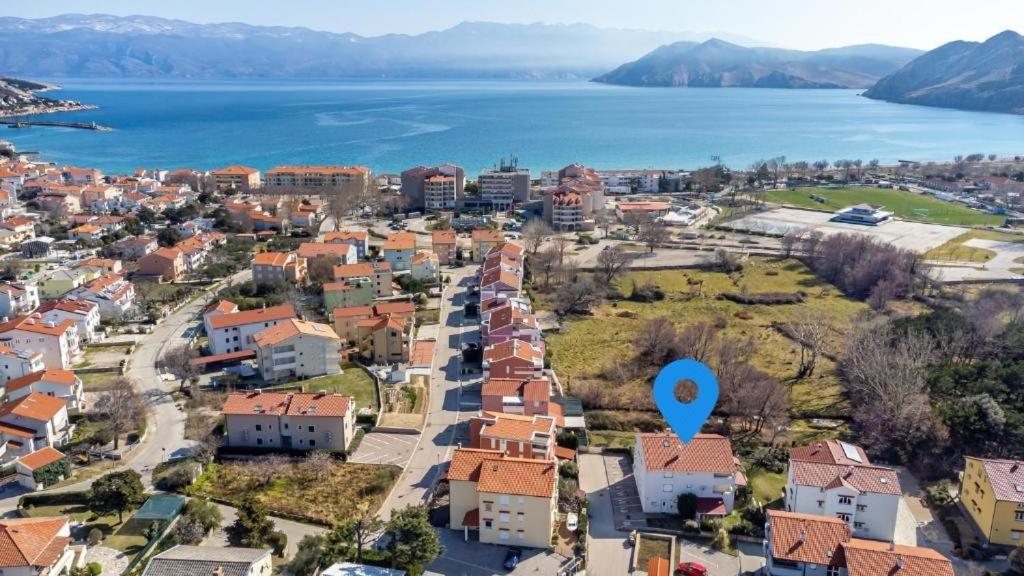 Apartments with parking space Baska, Krk - 22415