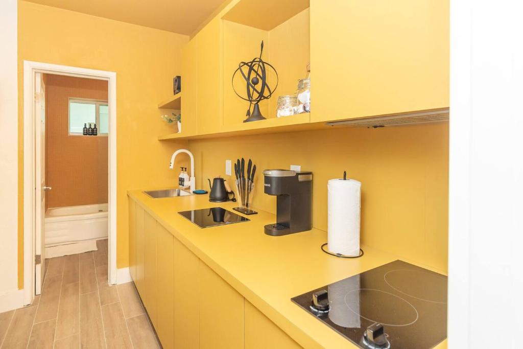 Stylish Studio Apartment In El Portal #1 - Einzelzimmer