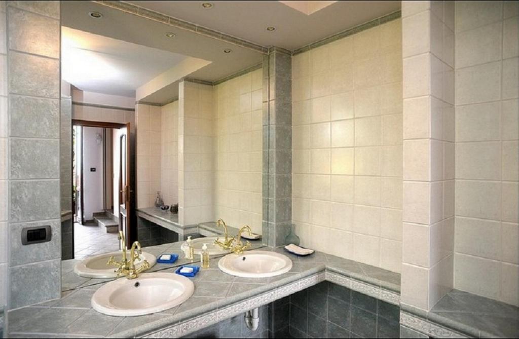 Koupelna v ubytování B&B esclusivo, nel cuore del Monferrato
