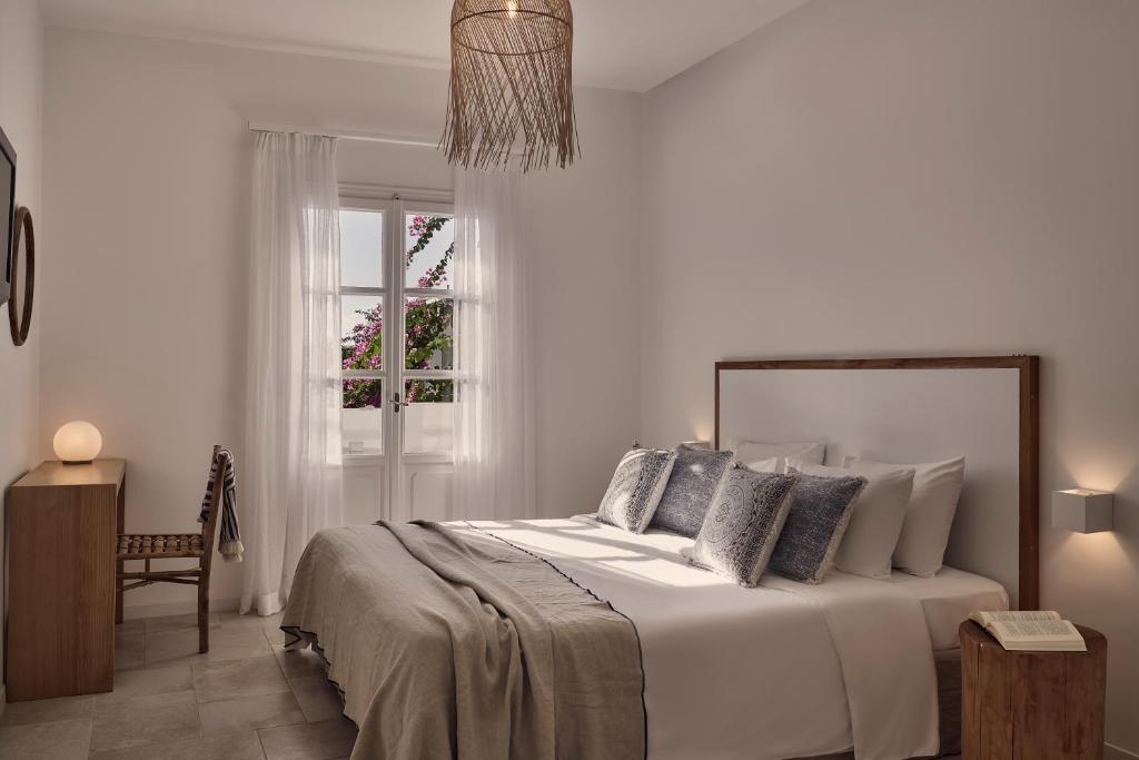 Dionysos Seaside Resort Ios - 1