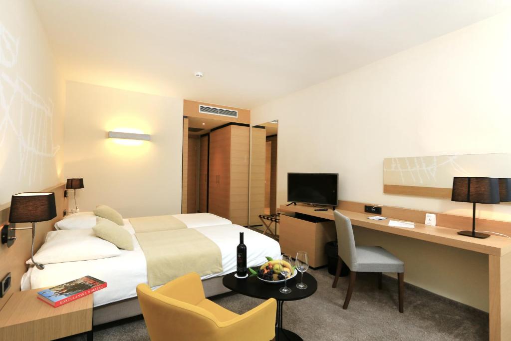 Aminess Liburna Hotel - Comfort Double Room With Balcony