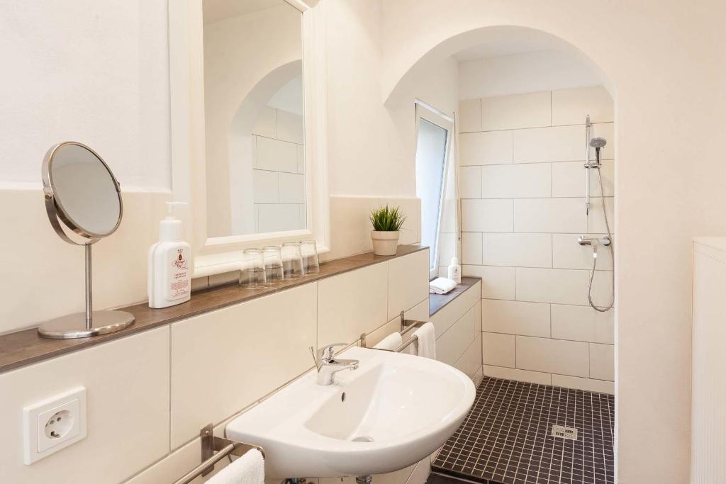 Hotel Zeltinger-Hof - Gasthaus des Rieslings - Apartment With Sauna