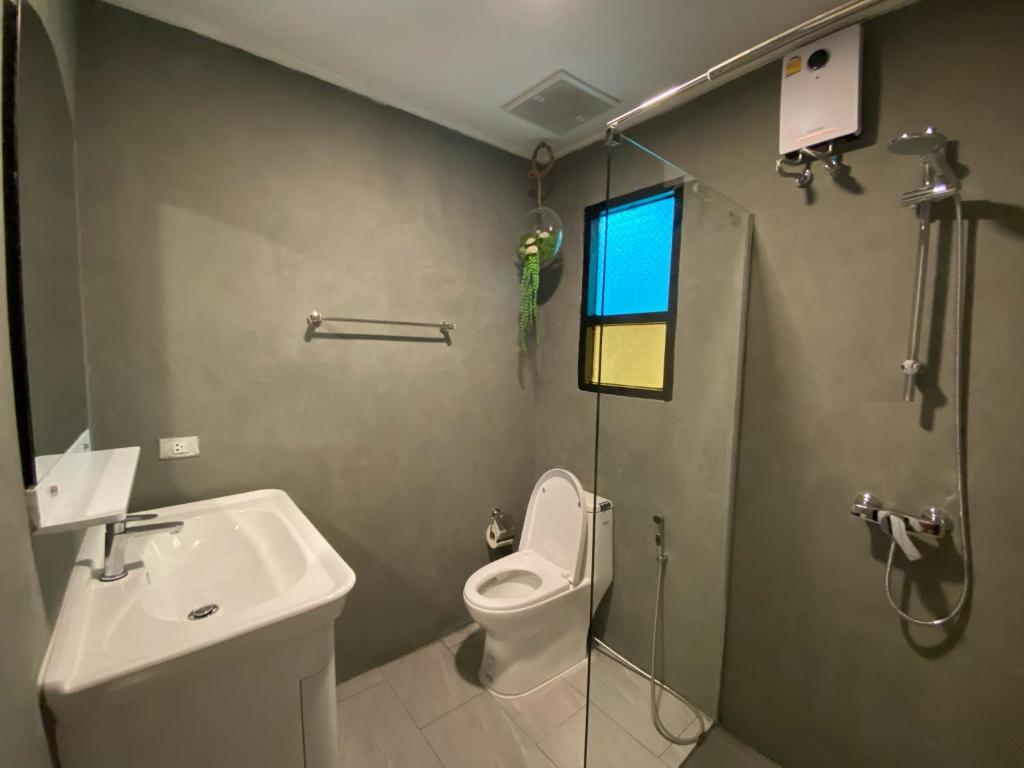 Koupelna v ubytování Chaweng Residence