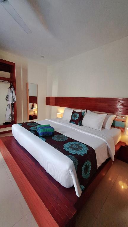 Taj Maza Sunset Villas - 11