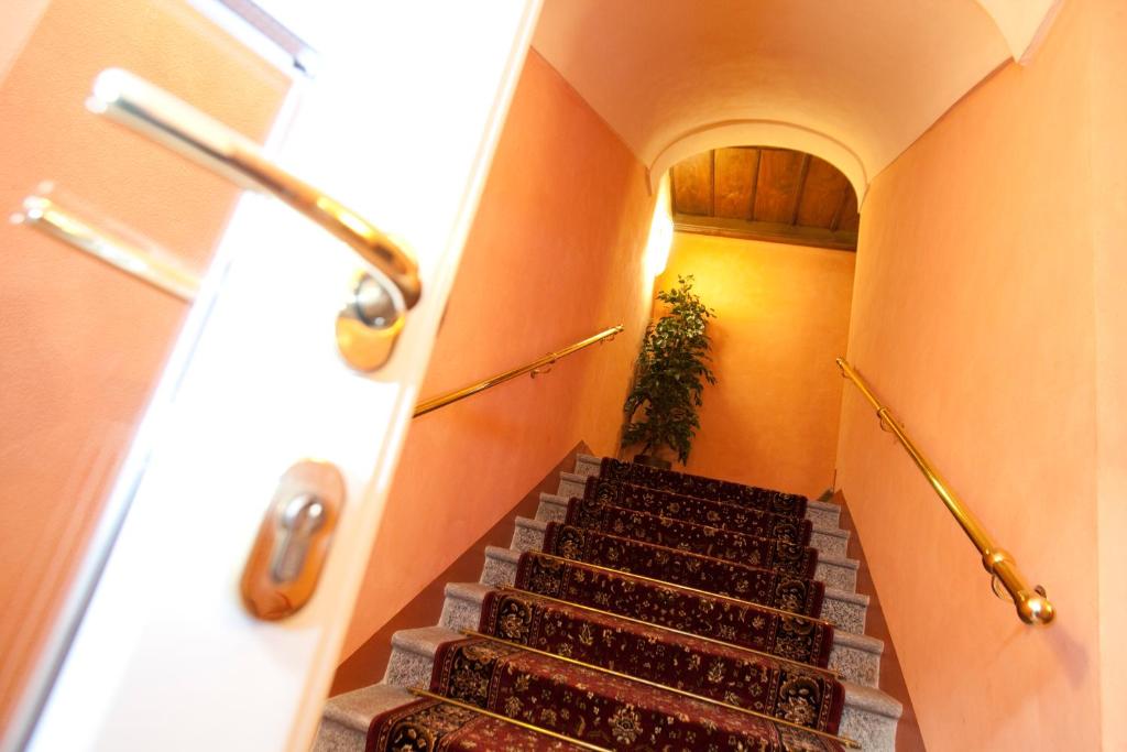 Fotografie z fotogalerie ubytování Hotel Palazzo Di Mezzo v destinaci Carrù