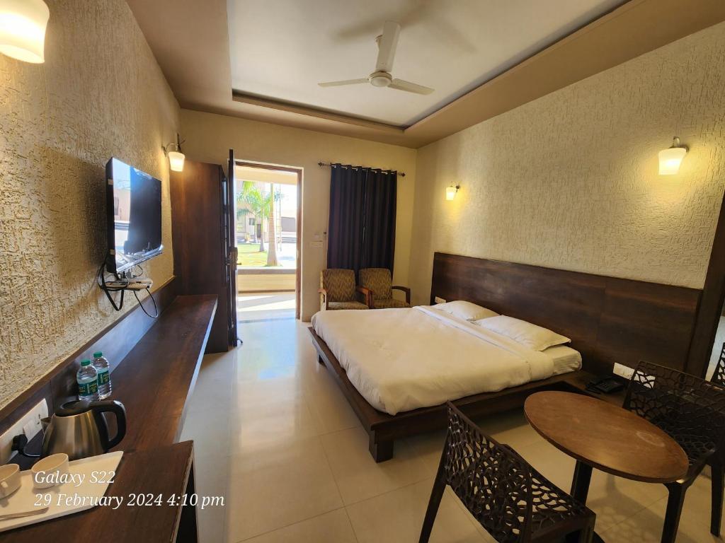 Rani Palace Hotel And Resort - 豪华家庭套房