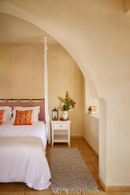 Village Heights Resort - 4