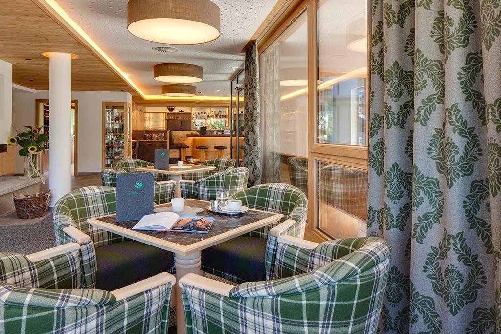 Posezení v ubytování Hotel Falknerhof