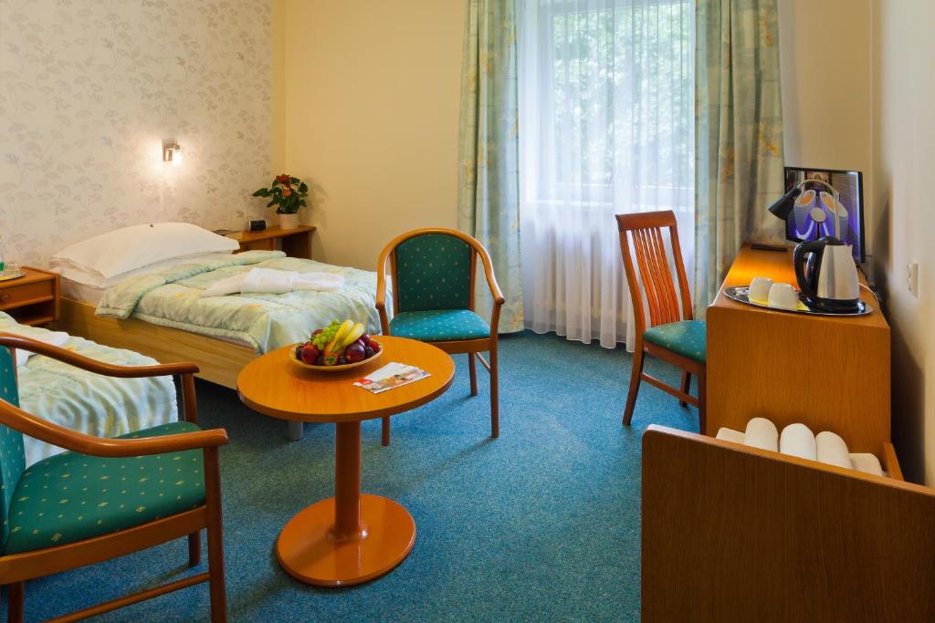 
Twin Room (1-2 Adults)
