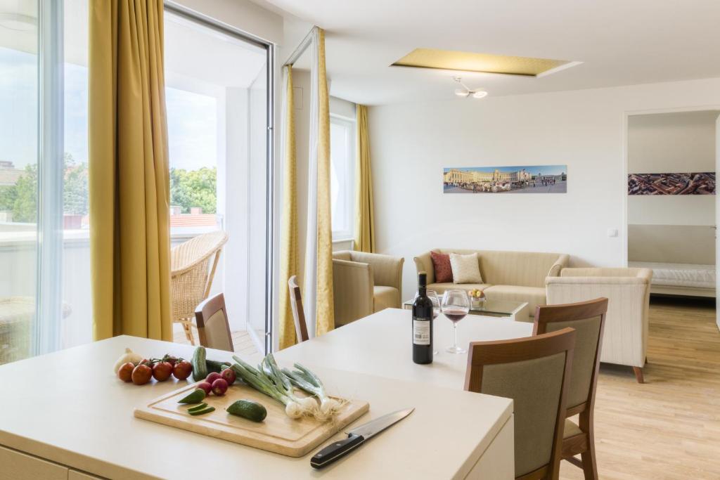 Vienna Grand Apartments DANUBE - 7