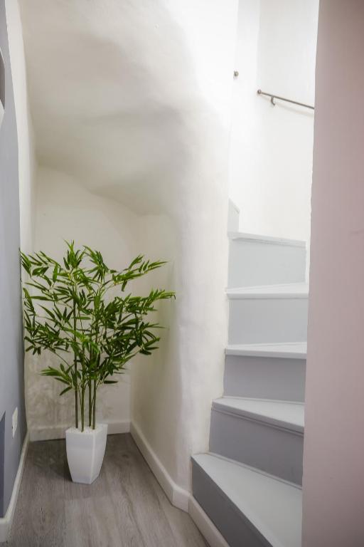 Napoli Games Apartments by Dimorra - Resim 26