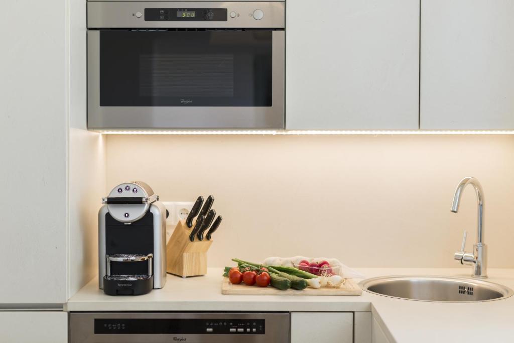 Vienna Grand Apartments DANUBE - 10