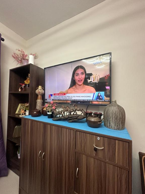 TV a/nebo společenská místnost v ubytování DawnJay Cebu Cozy Studio flat