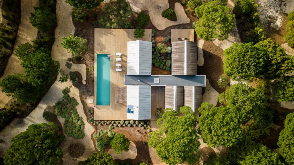 A piscina localizada em Sublime Comporta Country Retreat & SPA ou nos arredores