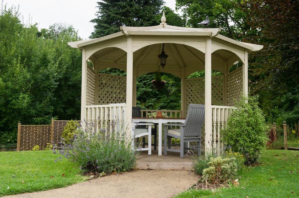 The Cheshire Cat by Innkeeper's Collection - Resim 25