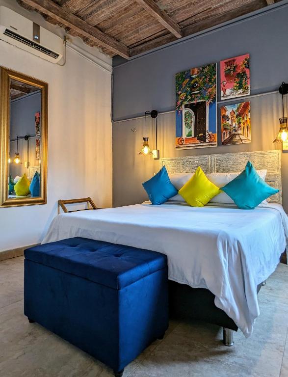 Voodi või voodid majutusasutuse Maloka Boutique Hostel toas
