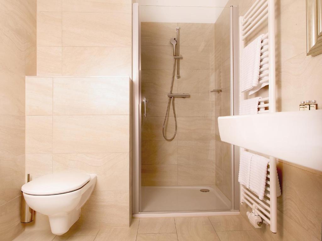 Kúpeľňa v ubytovaní Pfeiler's Bürgerstüberl - Hotel