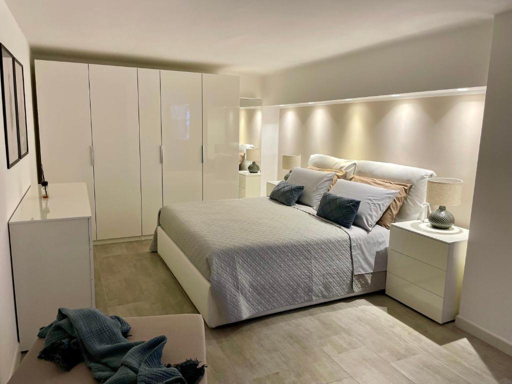 Postel nebo postele na pokoji v ubytování URBAN HOME