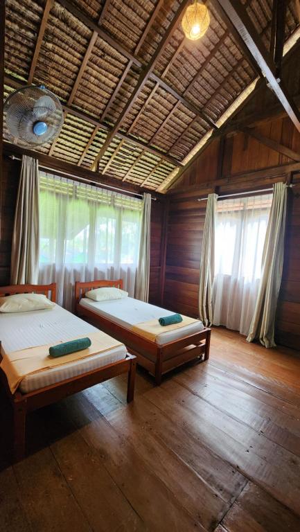 UKCC Hotel - Chalet De Dos Habitaciones