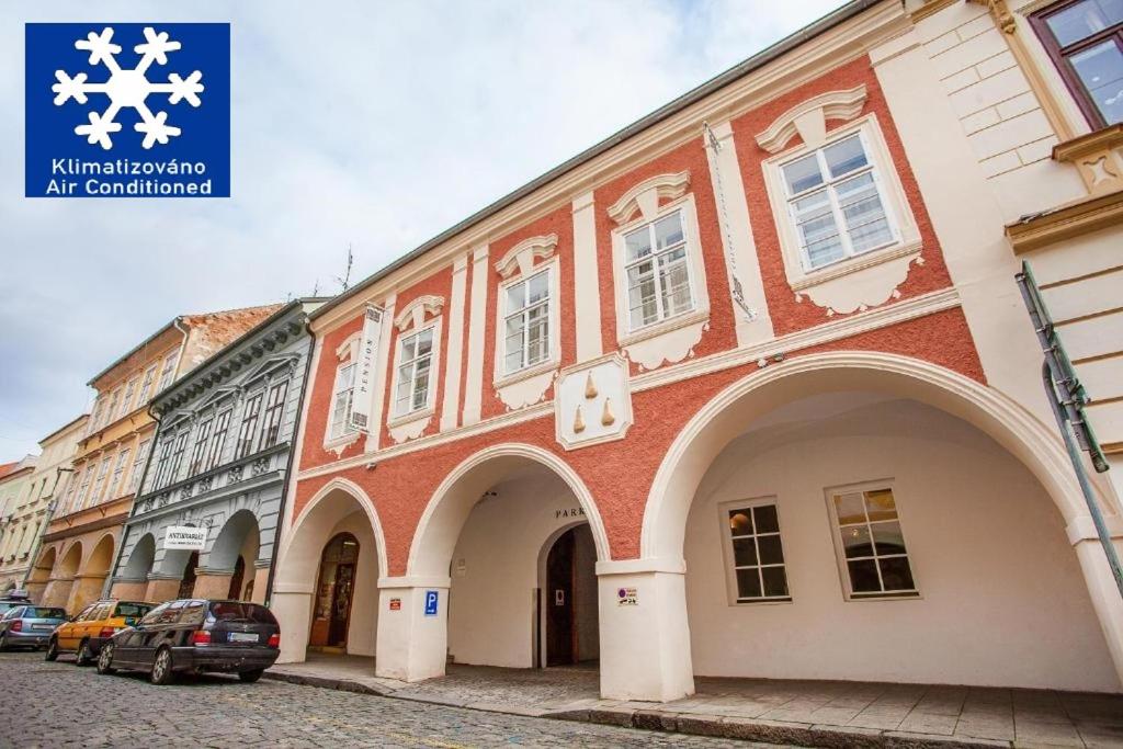 Hotel U Trí hrušek suites & apartments - Resim 6