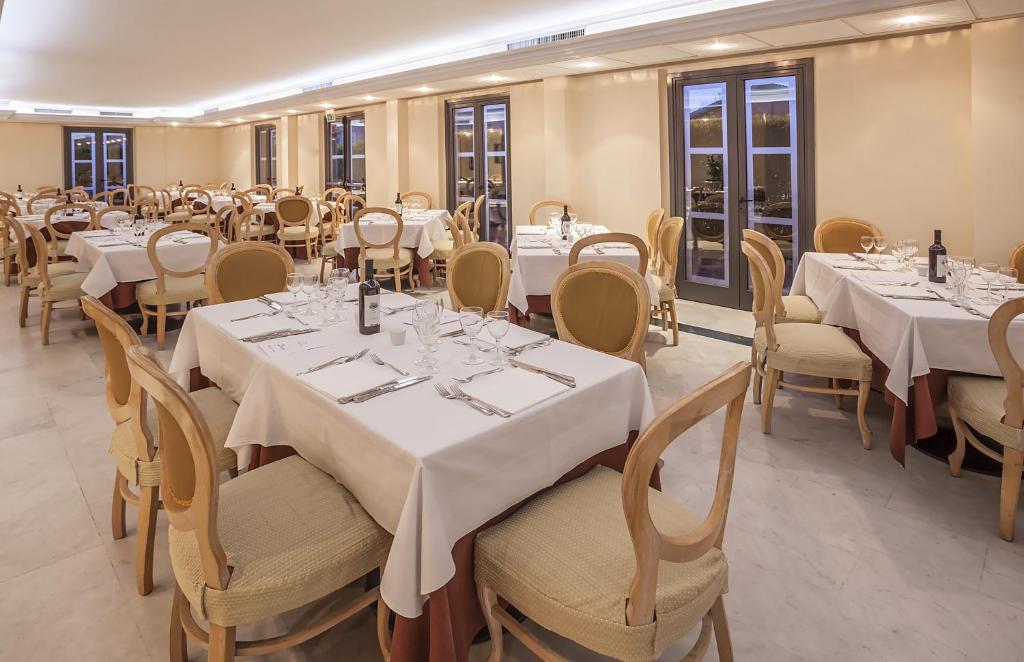 Restaurace v ubytování Grand Hotel Bonanno