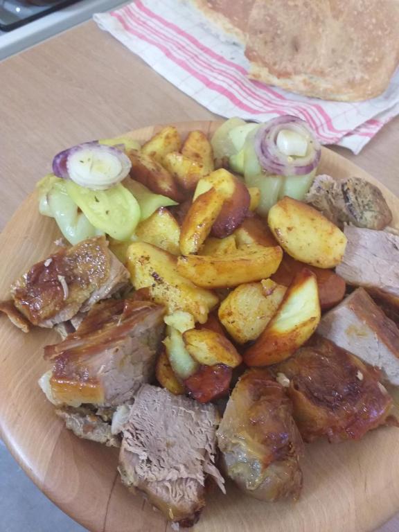 Jídlo v apartmánu nebo okolí