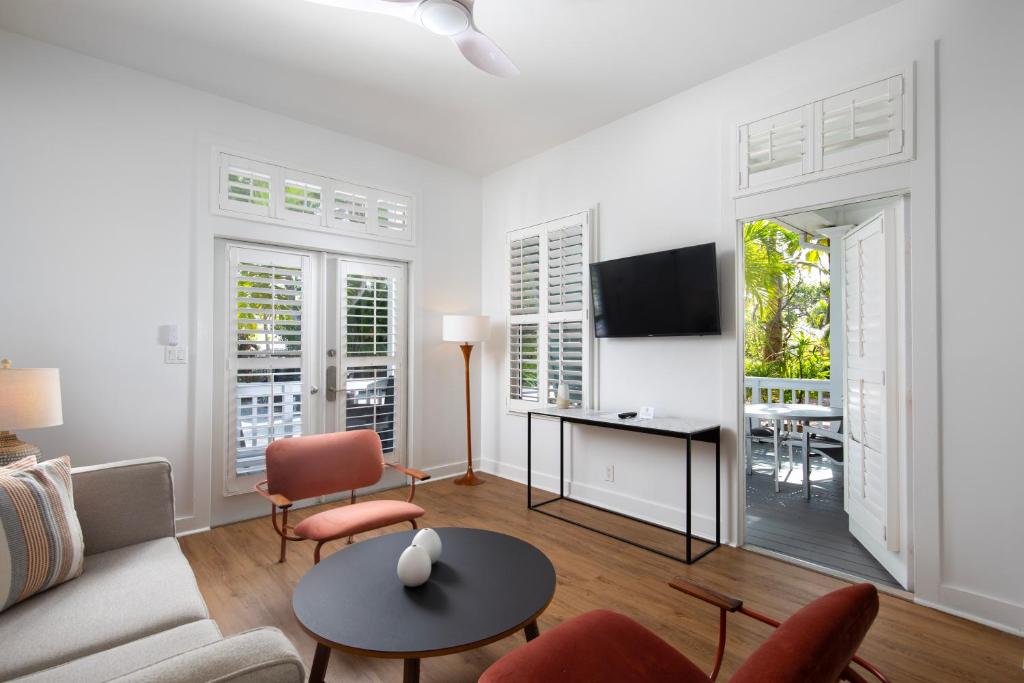 Paradise Inn - Adult Exclusive - King Premium Suite