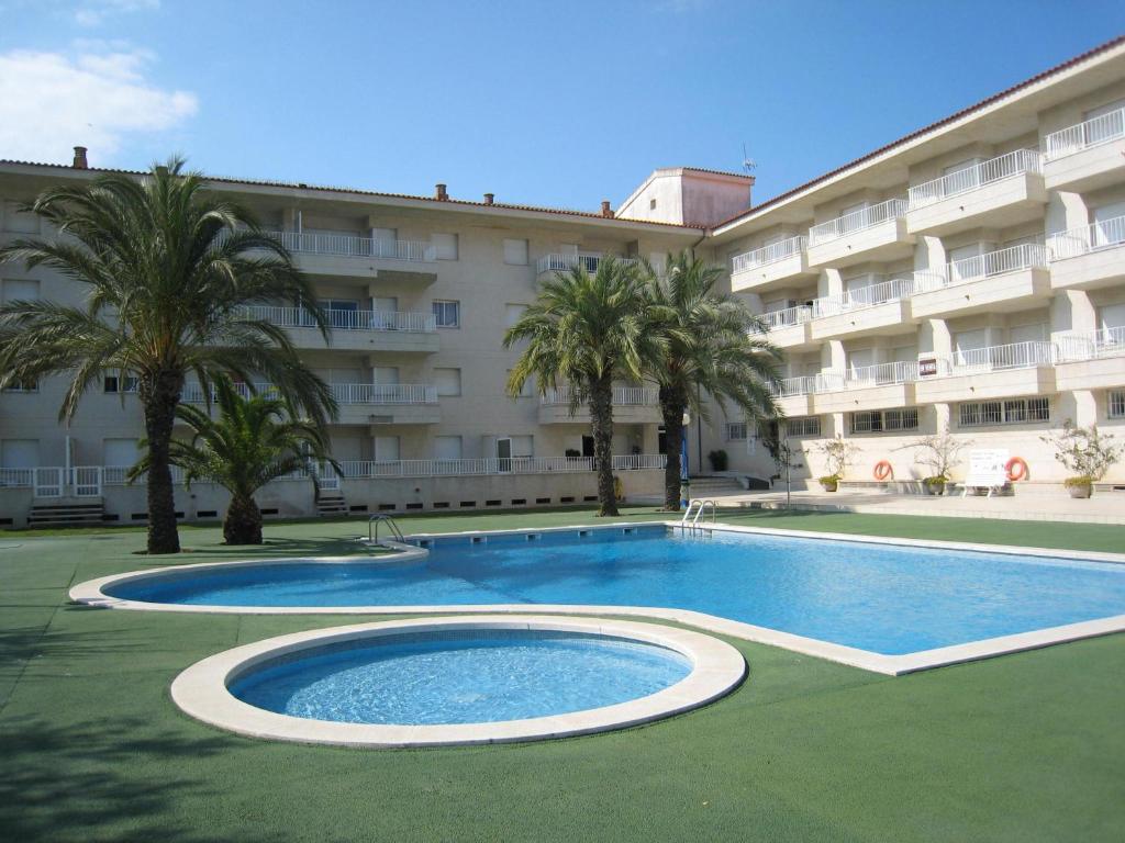 Appartement familial à L'Estartit avec piscine, près de la plage