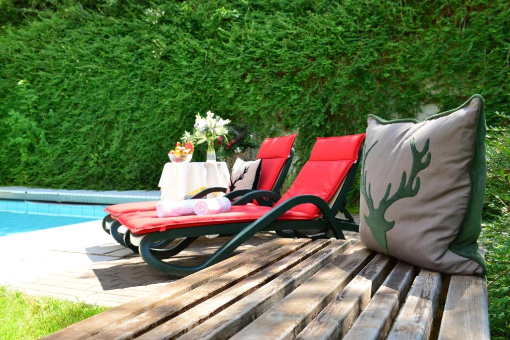 Bazén v ubytování Hotel Jagdhof nebo v jeho okolí
