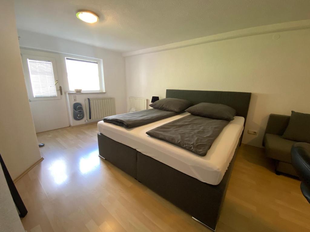Charmante, ruhige Wohnung in Innsbruck - Studio With Sofa Bed