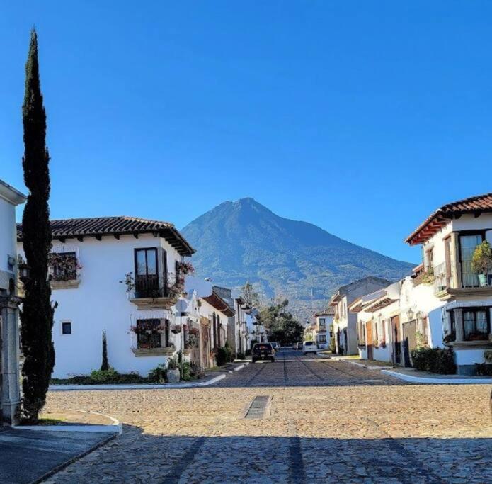 Casa en Antigua (Buena, Bonita, Barata ), Antigua Guatemala (precios