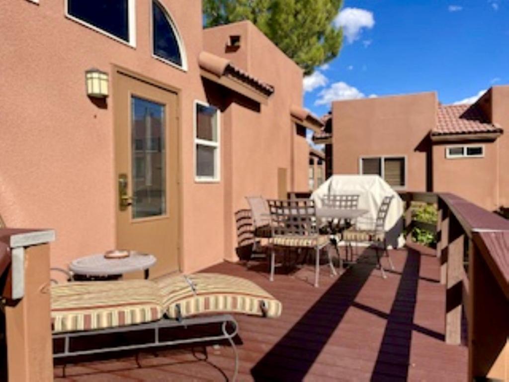 Sedona Pines Resort photo