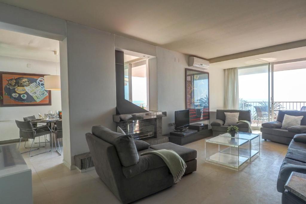 Posezení v ubytování La Gioia 2 by Hello Homes Sitges