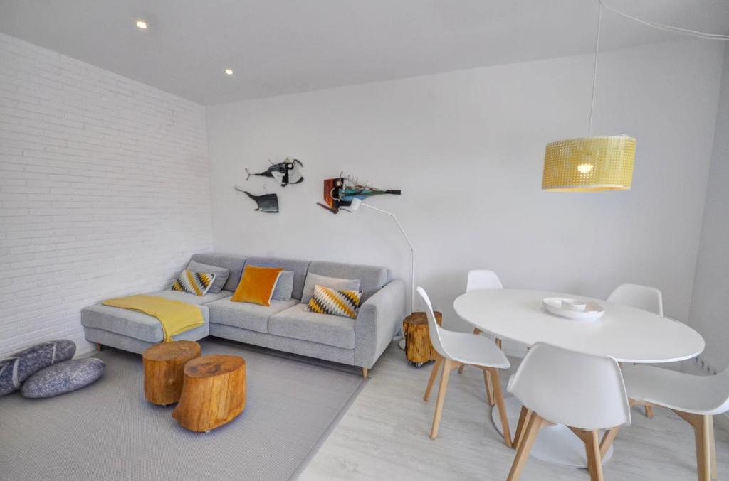Posedenie v ubytovaní The Luxor Apartment by Hello Homes Sitges