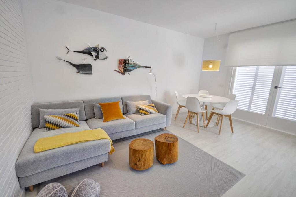Posedenie v ubytovaní The Luxor Apartment by Hello Homes Sitges