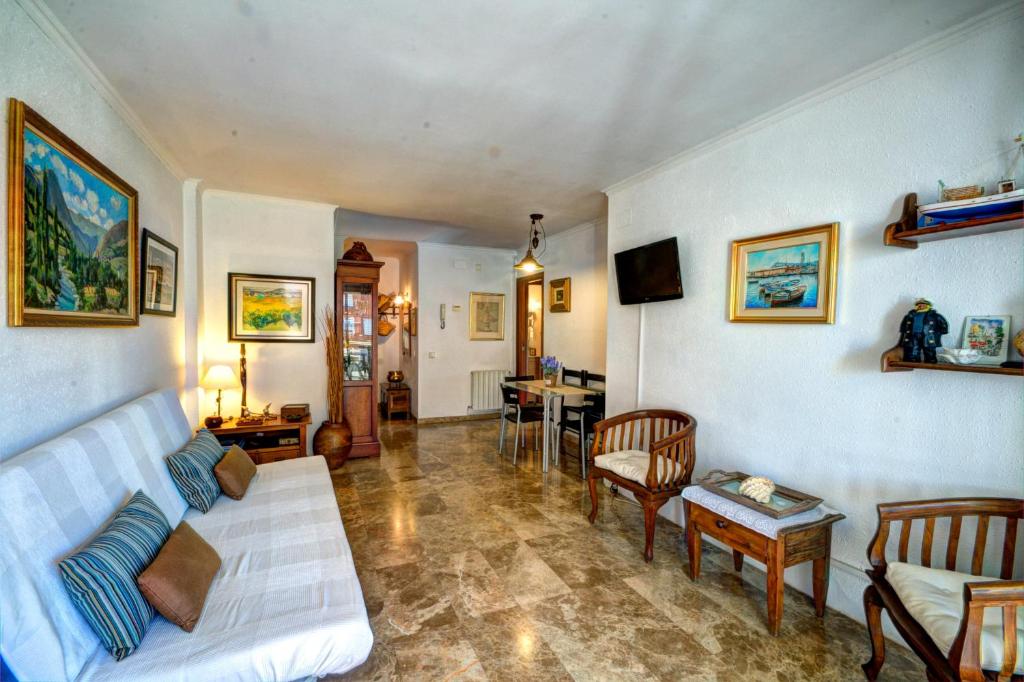 Posezení v ubytování The Rose by Hello Homes Sitges