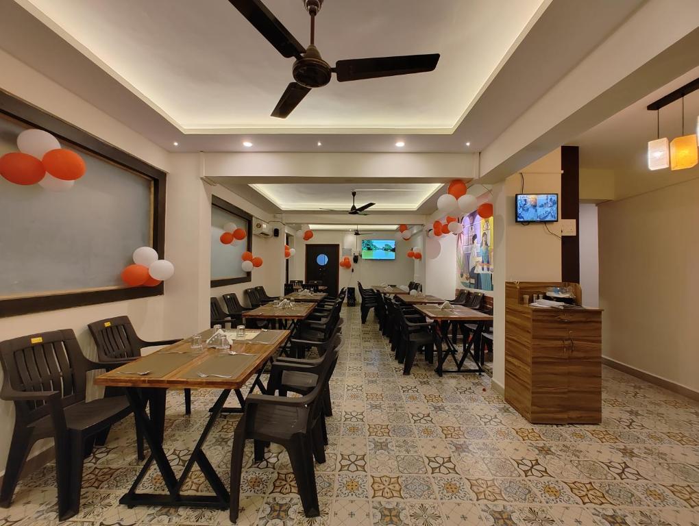 Restoran atau tempat makan lain di Sanman Hotels
