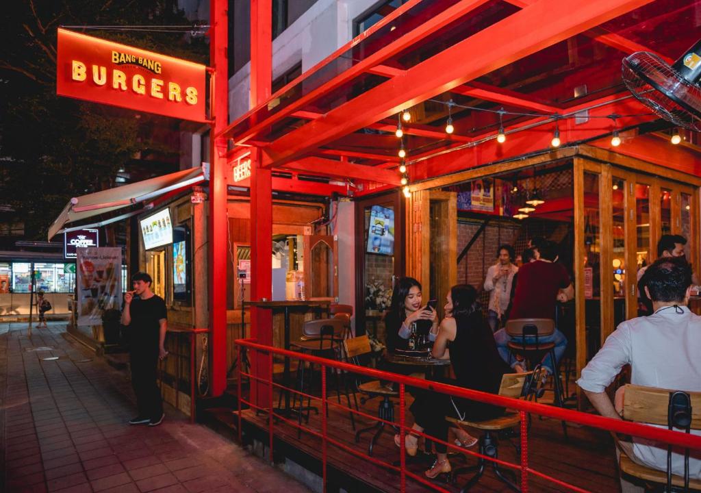 Holiday Inn Express Bangkok Sukhumvit 11 by IHG - Resim 15