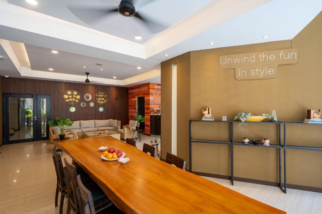 Posezení v ubytování Everyday Hotel Kuta Central