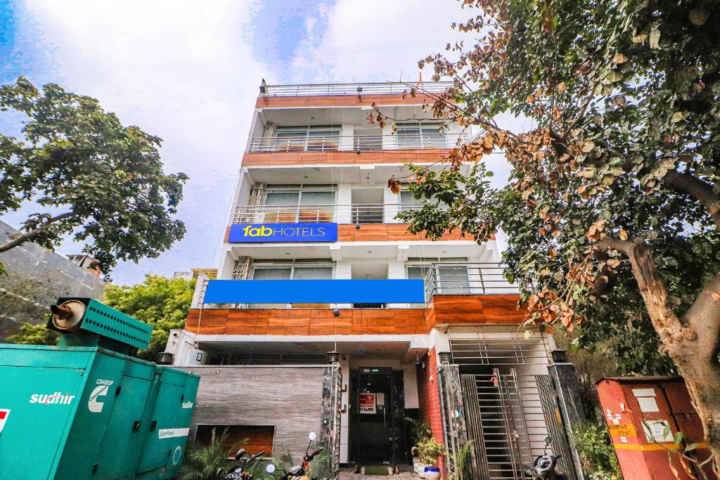 Το κτήριο όπου στεγάζεται  το ξενοδοχείο