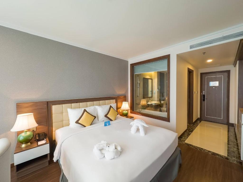 Phòng Deluxe Giường Đôi Nhìn Ra Biển